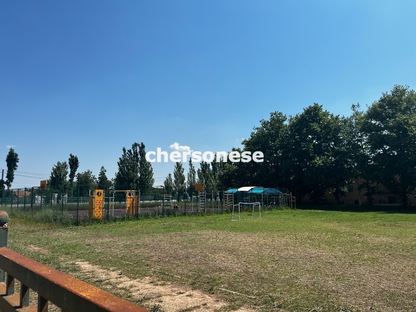 Квартира на продажу в селе Орловка, шоссе Качинское, д.3 фото №4