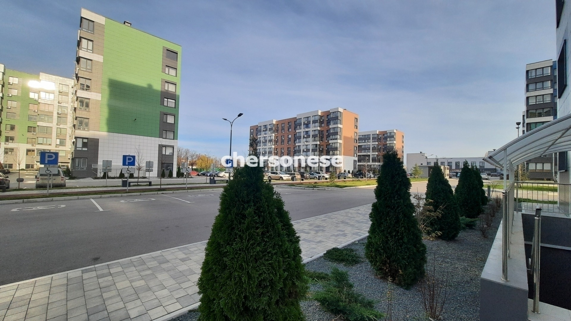 Продажа 2-комнатной квартиры, Севастополь, Токарева улица,  д.18