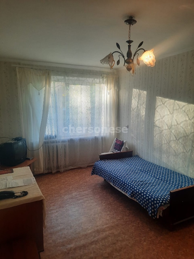 Продажа 2-комнатной квартиры, Севастополь, Центральная улица,  д.41