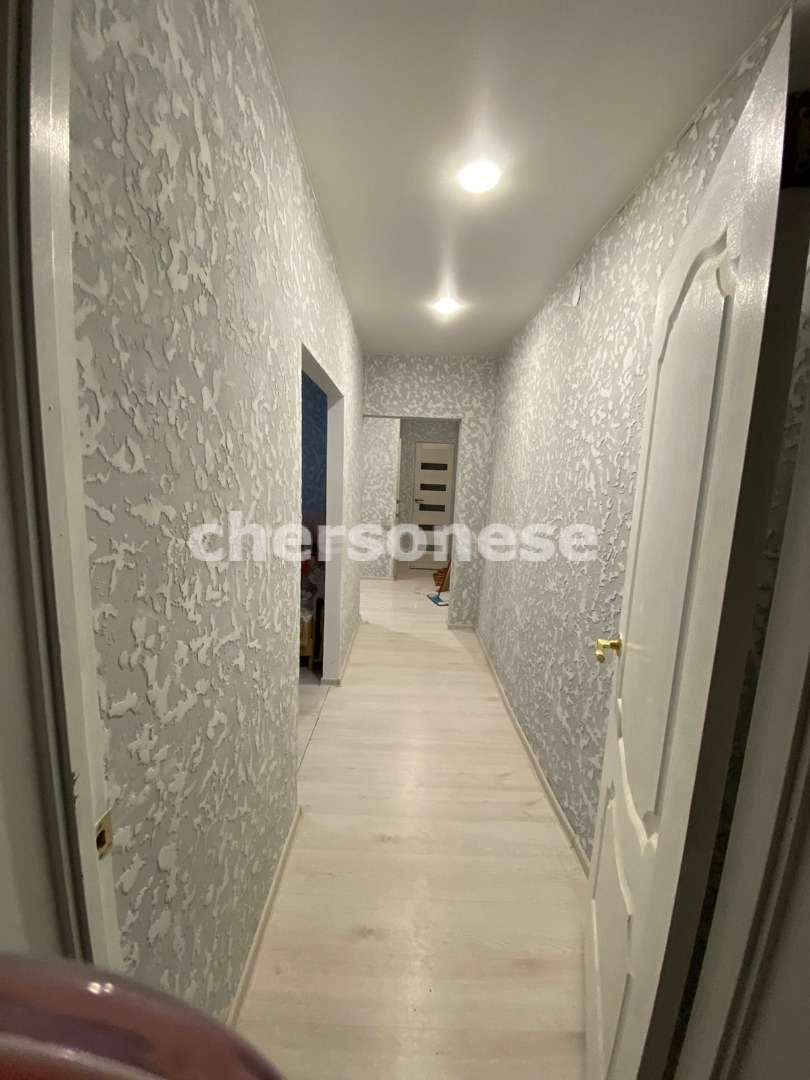 Квартира на продажу в Красноперекопске, Озёрная улица, д.7 фото №2