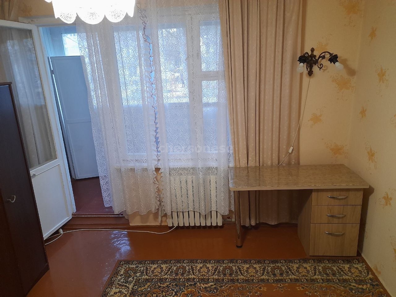 Продажа 4-комнатной квартиры, Севастополь, Косарева улица,  д.7