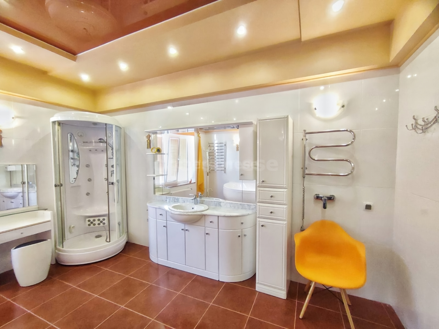 Продажа 3-комнатной квартиры, Севастополь, Античный проспект,  д.8