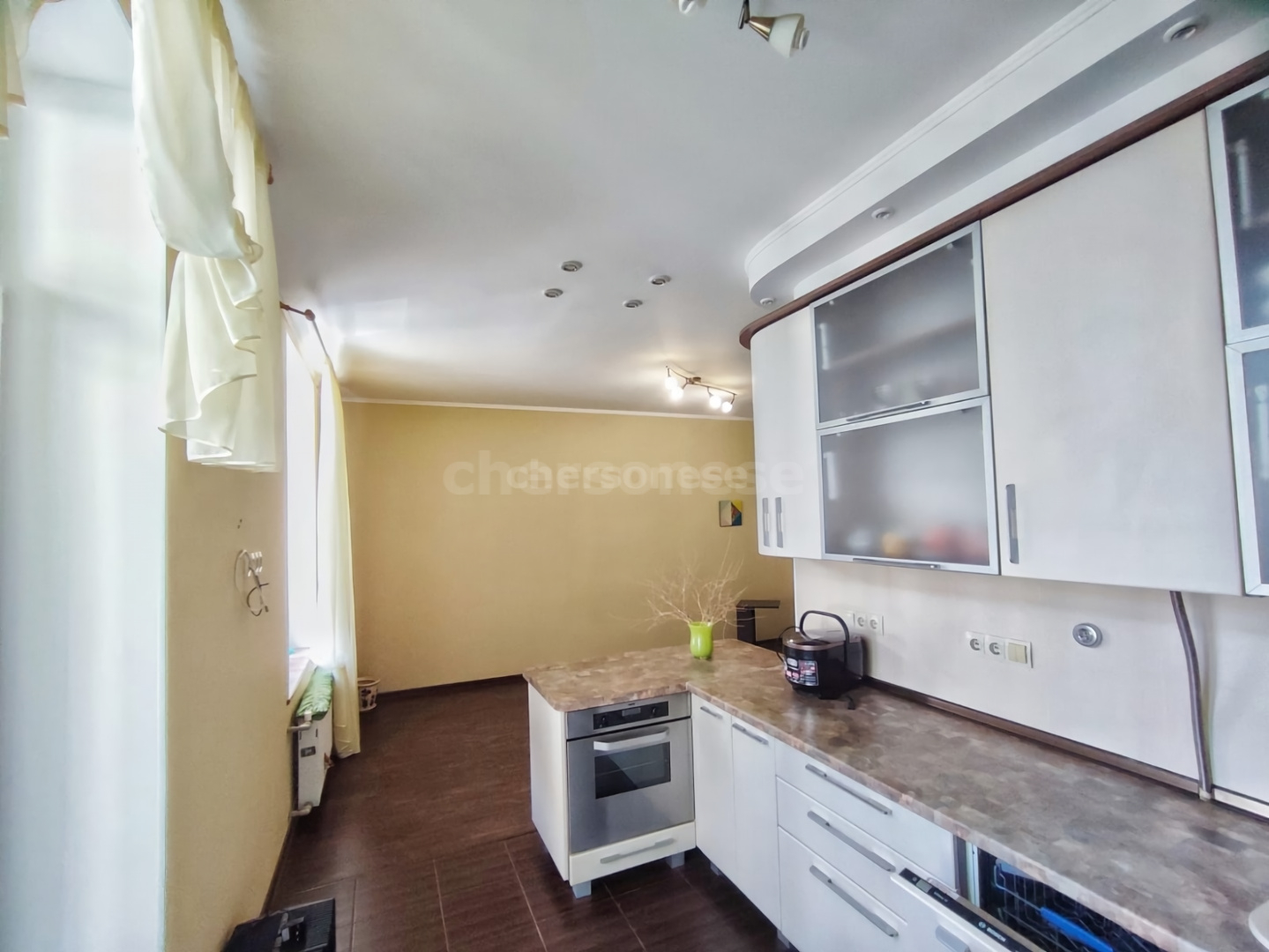 Продажа 3-комнатной квартиры, Севастополь, Античный проспект,  д.8