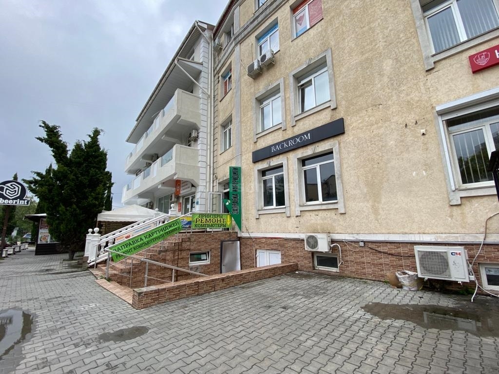 Сдам в аренду помещение свободного назначения 106.5 м.кв.