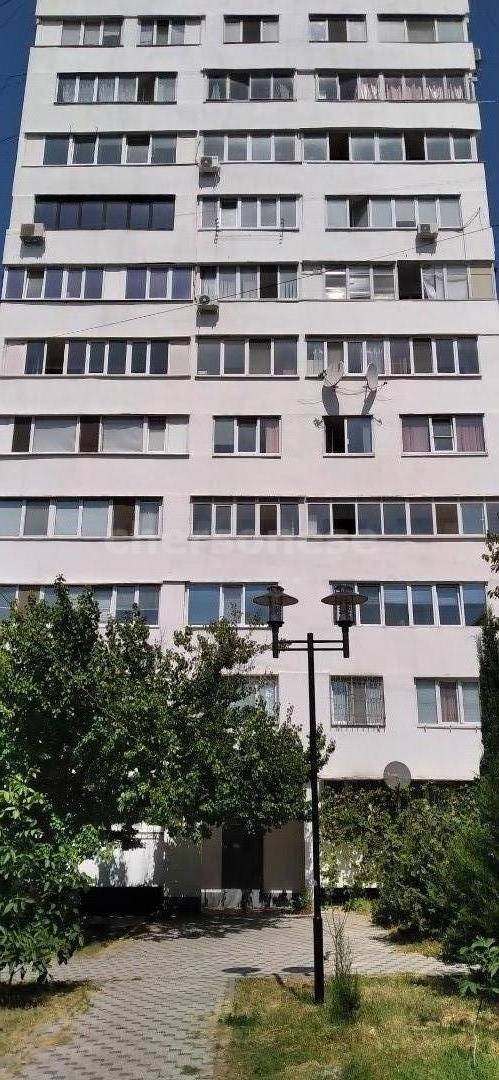 Продажа 2-комнатной квартиры, Севастополь, Октябрьской Революции проспект,  д.41