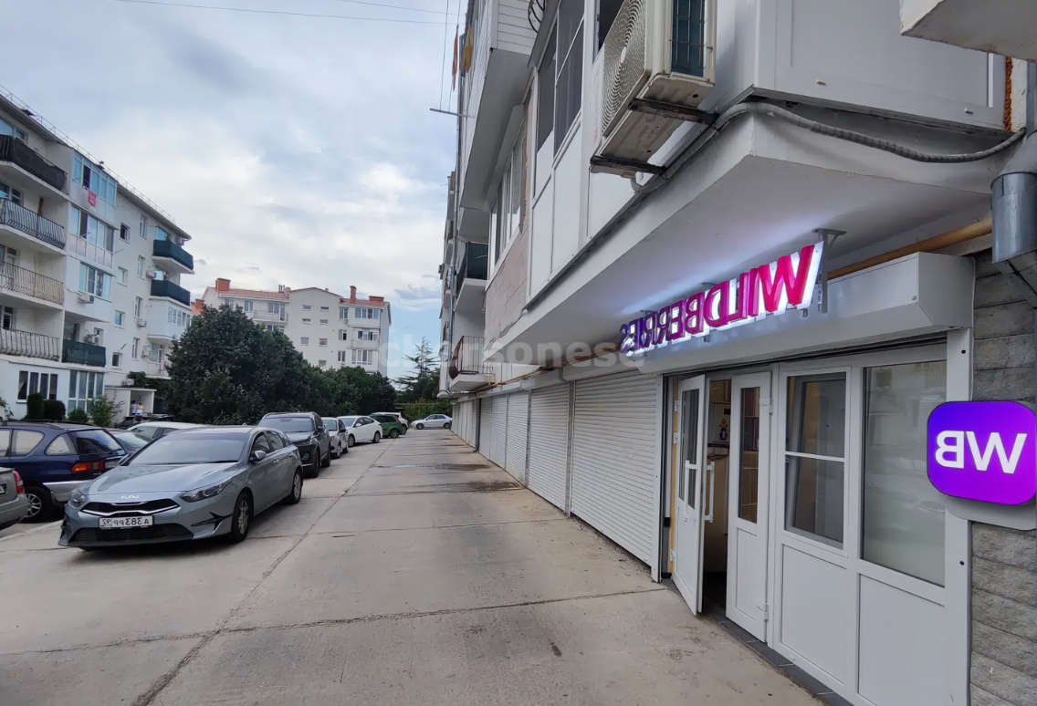 Продажа 1-комнатной квартиры, Севастополь, Военных Строителей улица,  д.12/3