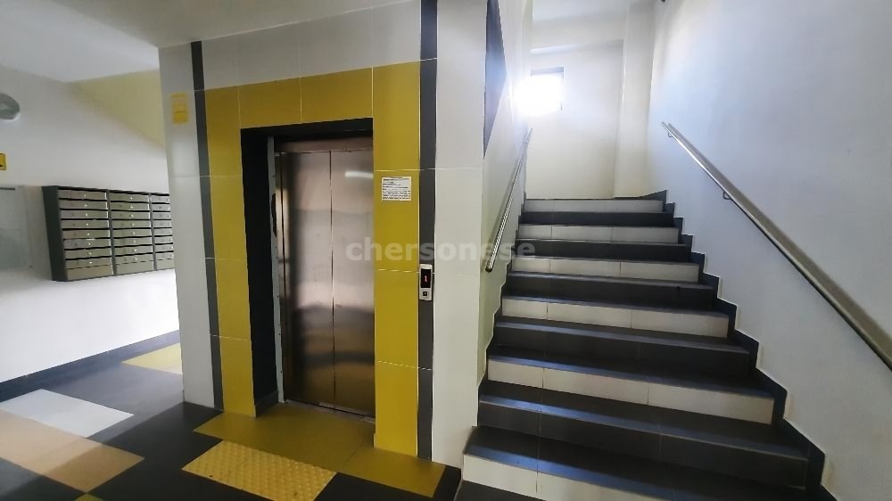 Продажа 2-комнатной квартиры, Севастополь, Токарева улица,  д.18Г