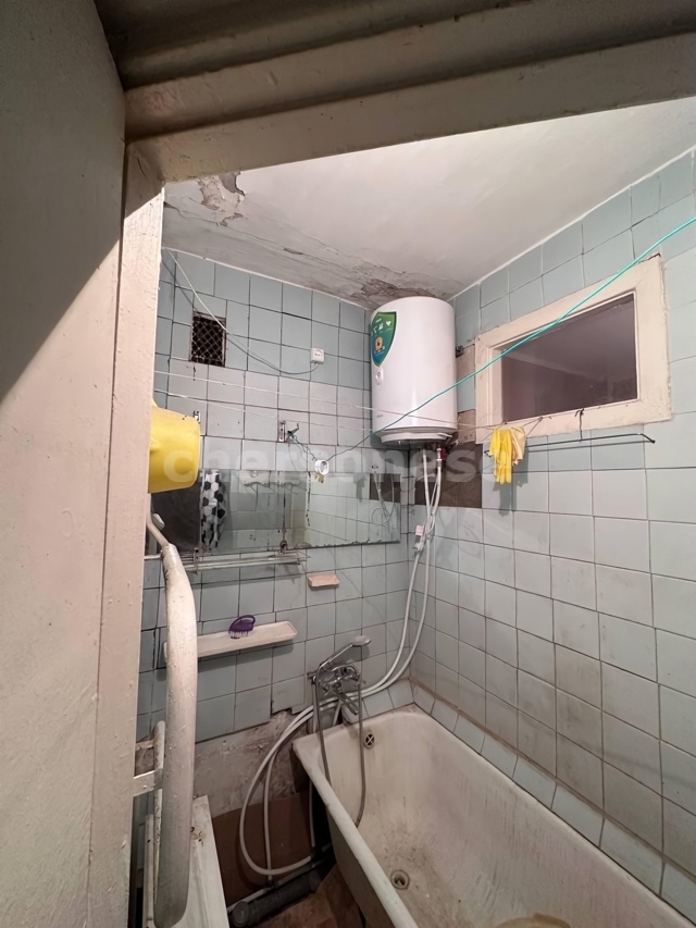 Продажа 2-комнатной квартиры, Севастополь, Авиаторов улица,  д.25