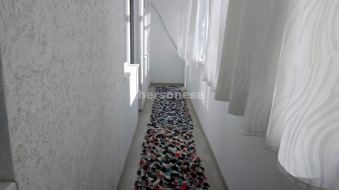 Продажа 2-комнатной квартиры, Севастополь, Богданова улица,  д.33