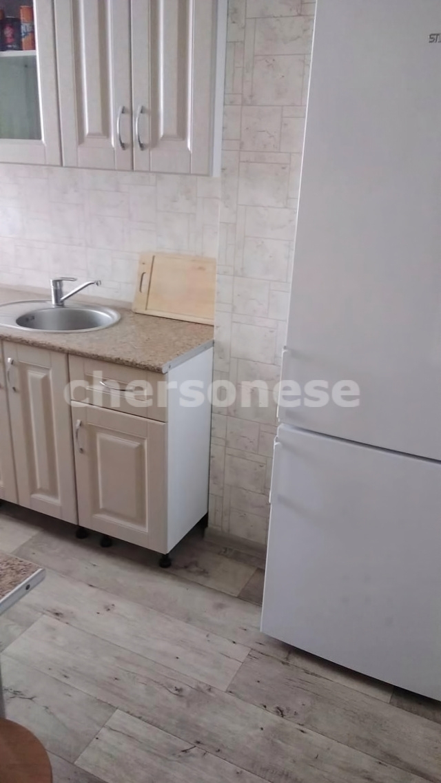 Продажа 2-комнатной квартиры, Севастополь, Богданова улица,  д.33