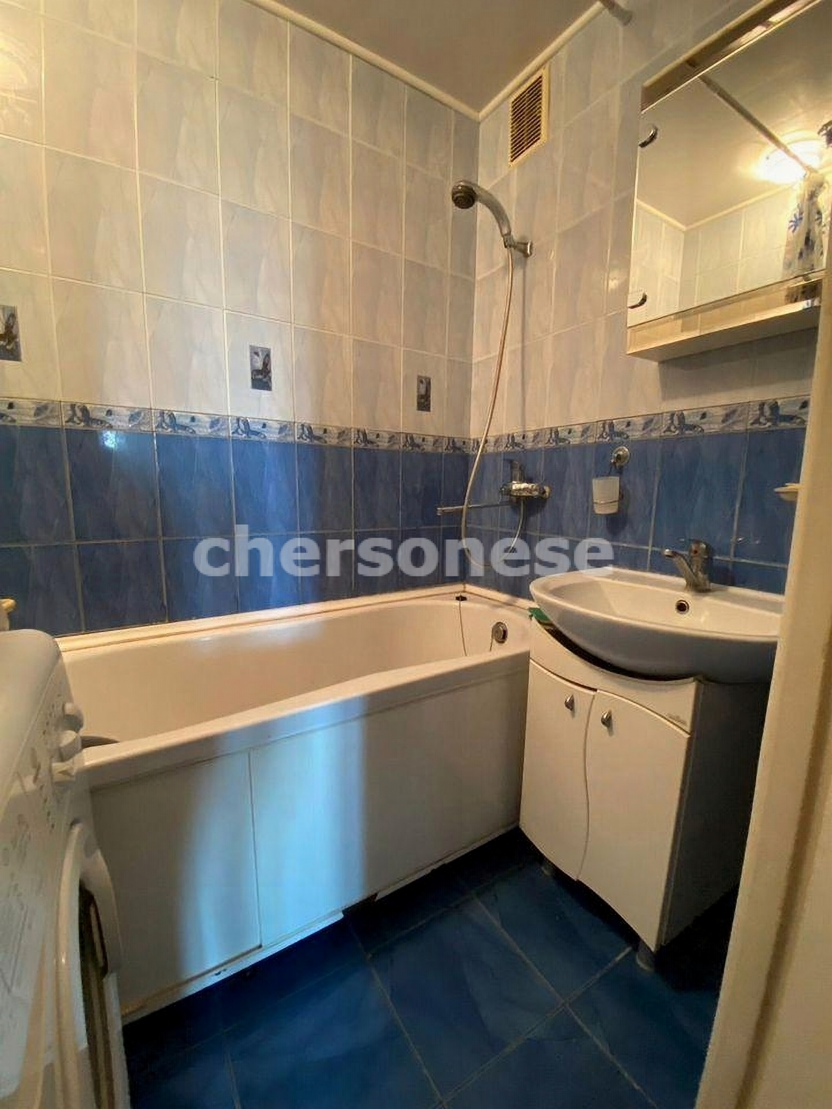 Продажа 2-комнатной квартиры, Севастополь, Бориса Михайлова улица,  д.25