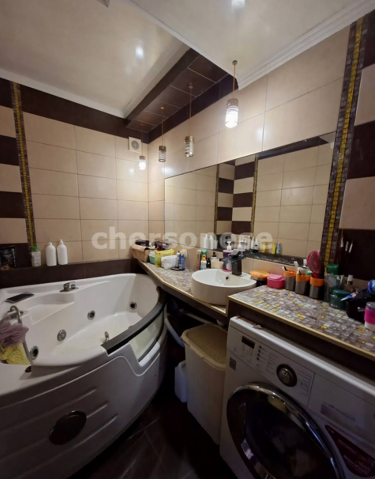 Продажа 3-комнатной квартиры, Севастополь, Астана Кесаева улица,  д.15