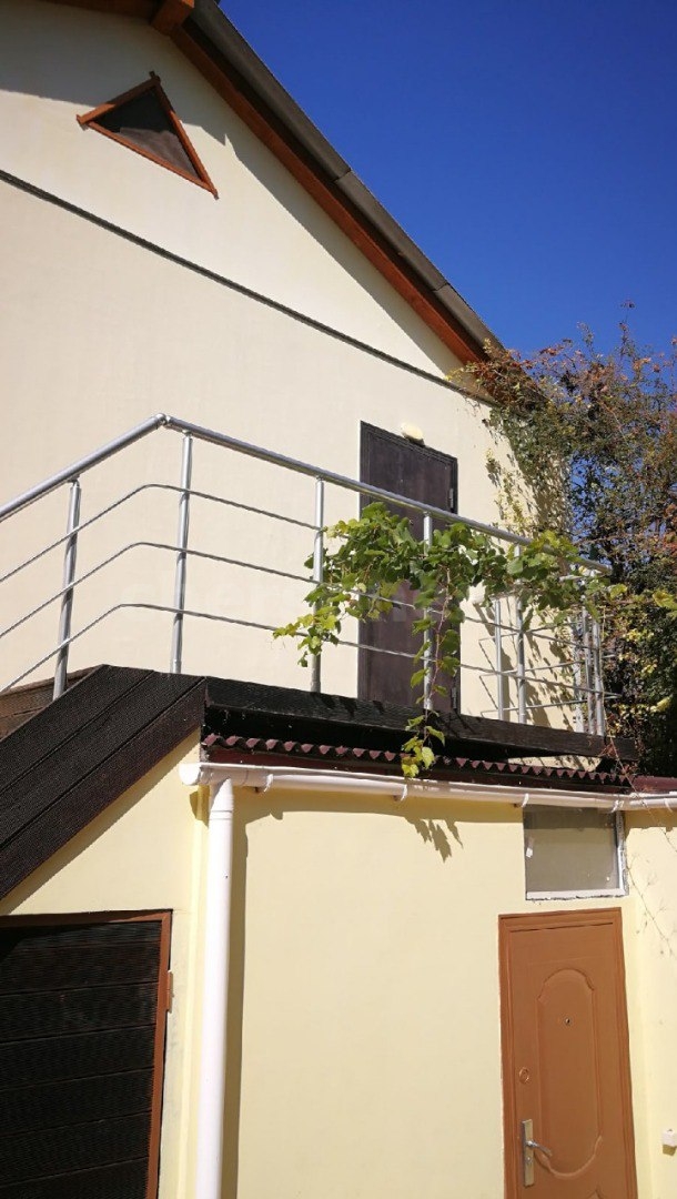 Аренда дома, 130м <sup>2</sup>, Севастополь, Демидова улица,  д.15А