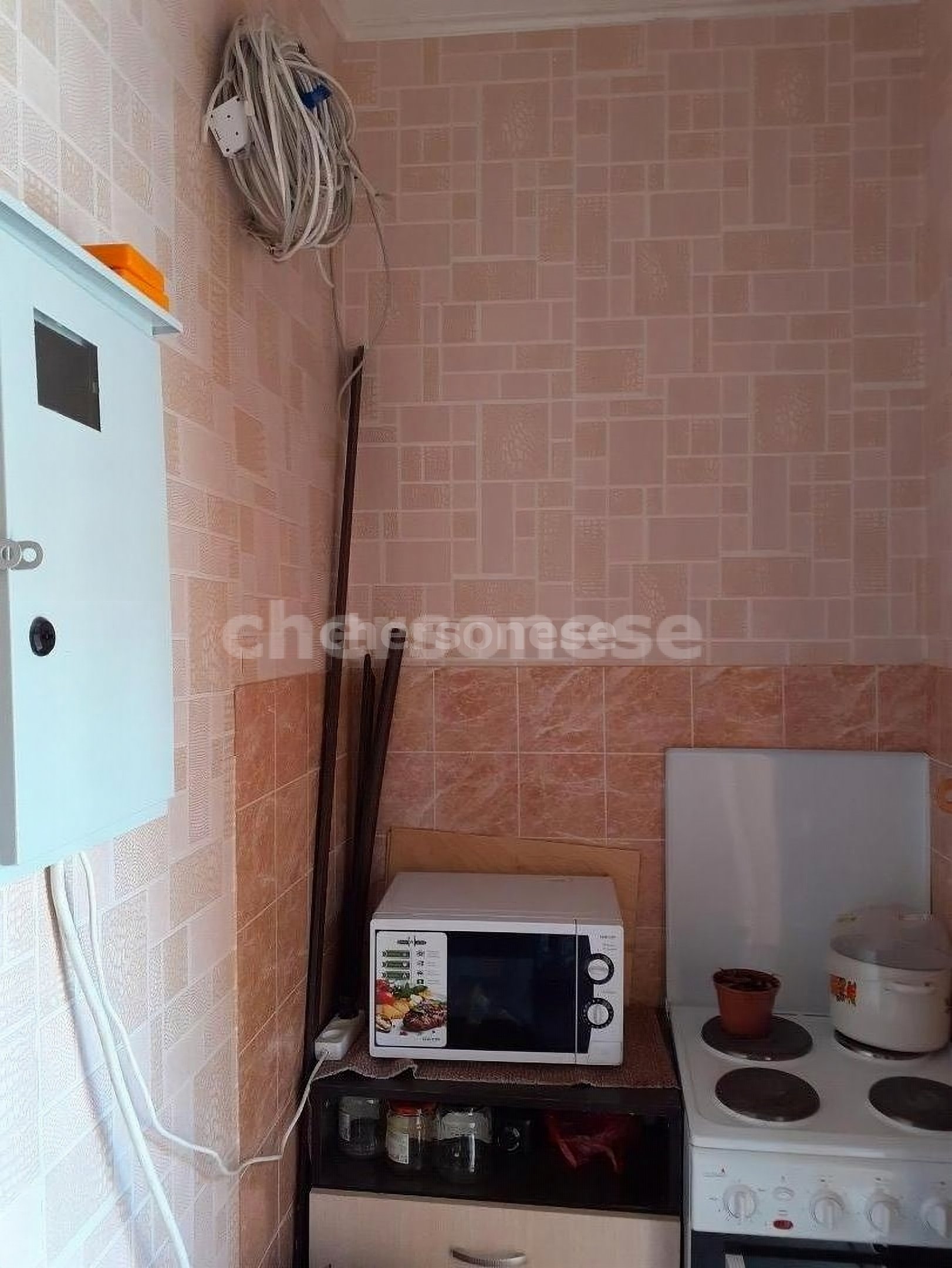 Продажа 4-комнатной квартиры, Севастополь, Адмирала Юмашева улица,  д.24