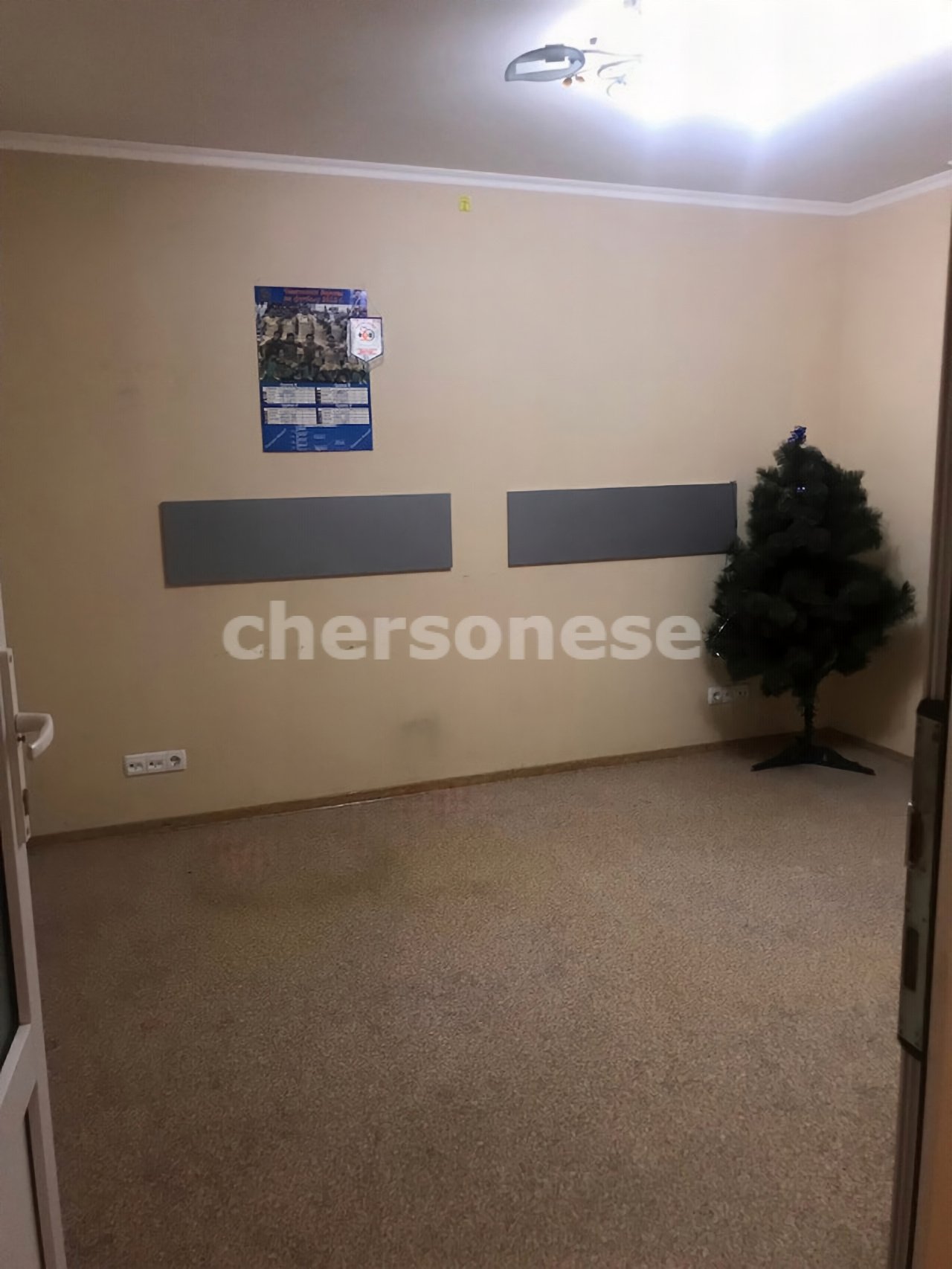 Продажа 3-комнатной квартиры, Севастополь, Колобова улица,  д.21