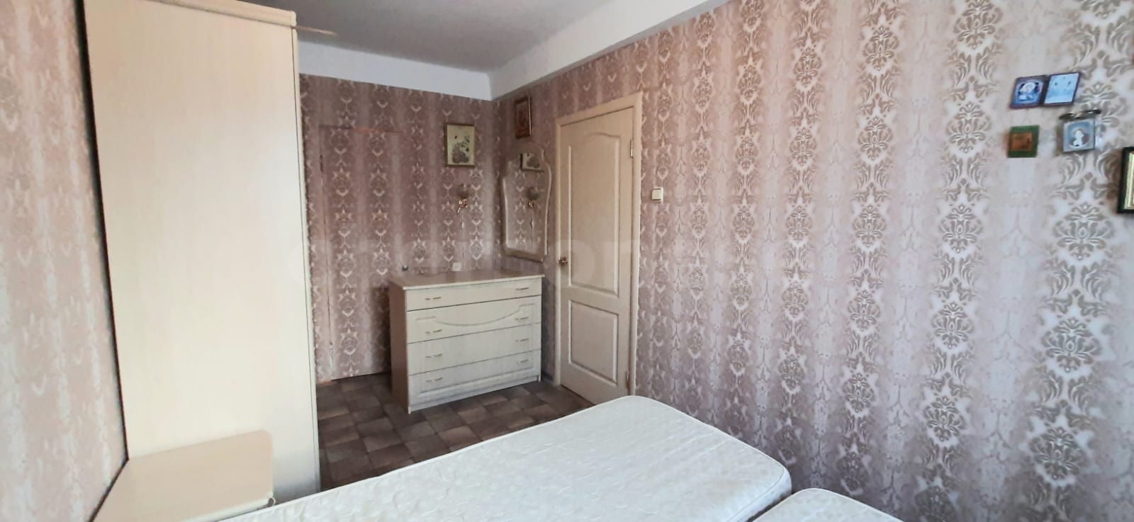 продается квартира. иллюстрации по недвижимости. ваша реклама квартира. ваша реклама квартира. срочно продается квартира.