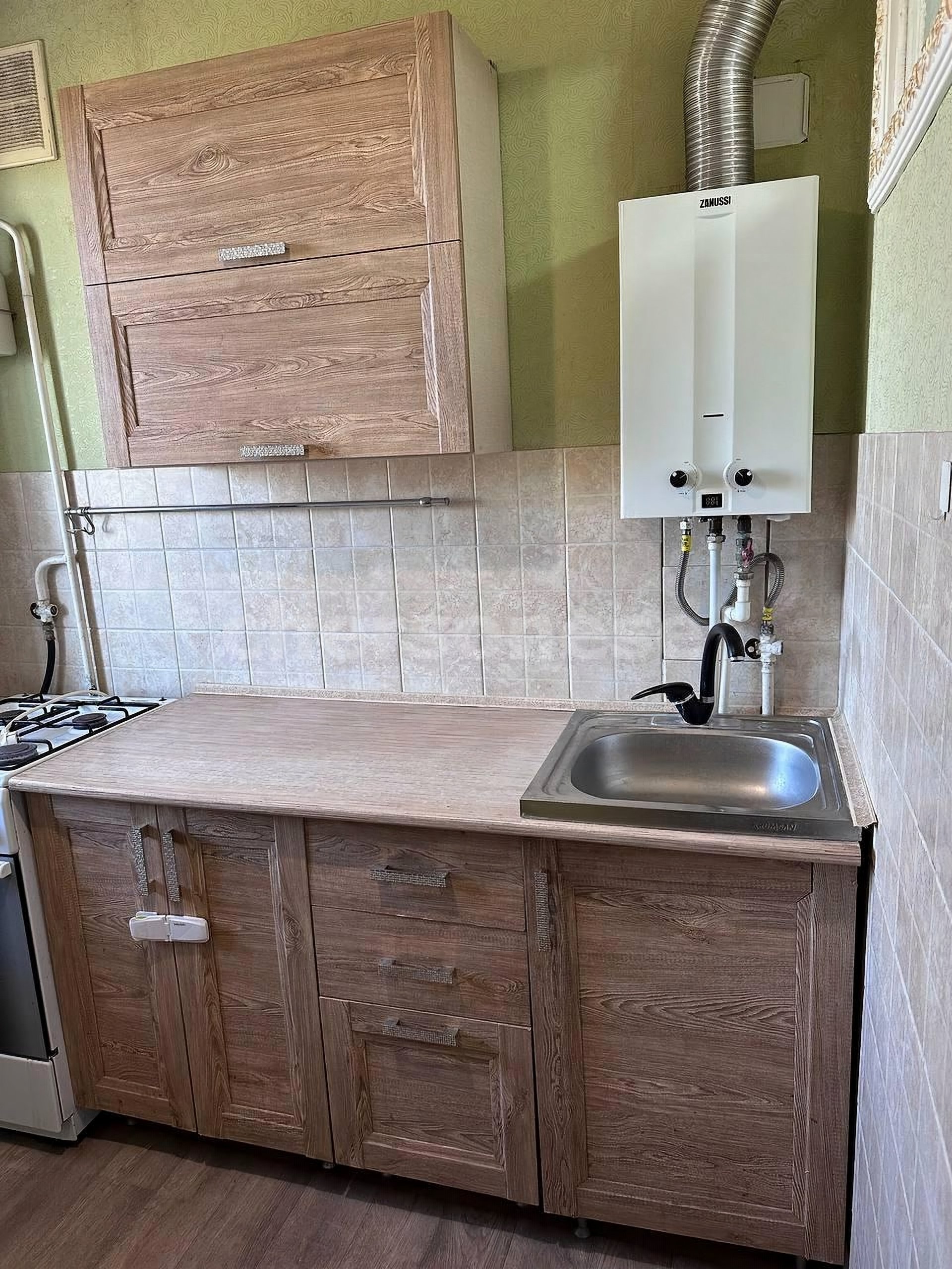 Продажа 1-комнатной квартиры, Севастополь, Серафимовича улица,  д.26