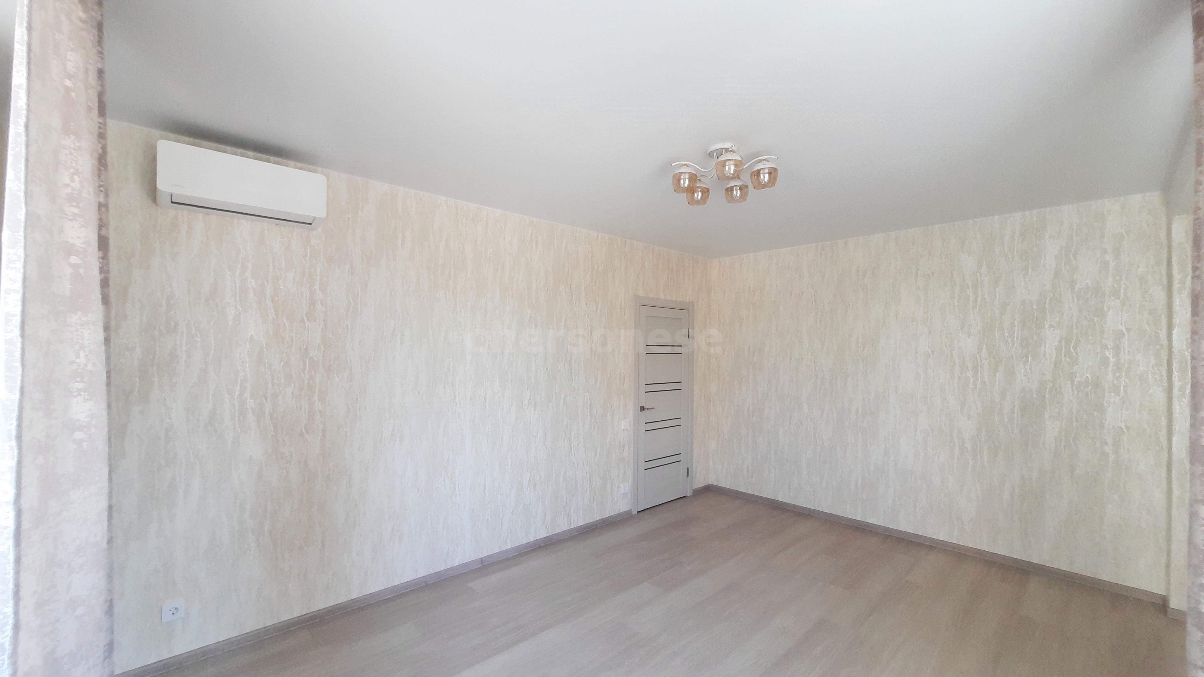 Продажа 2-комнатной квартиры, Севастополь, Токарева улица,  д.18Г