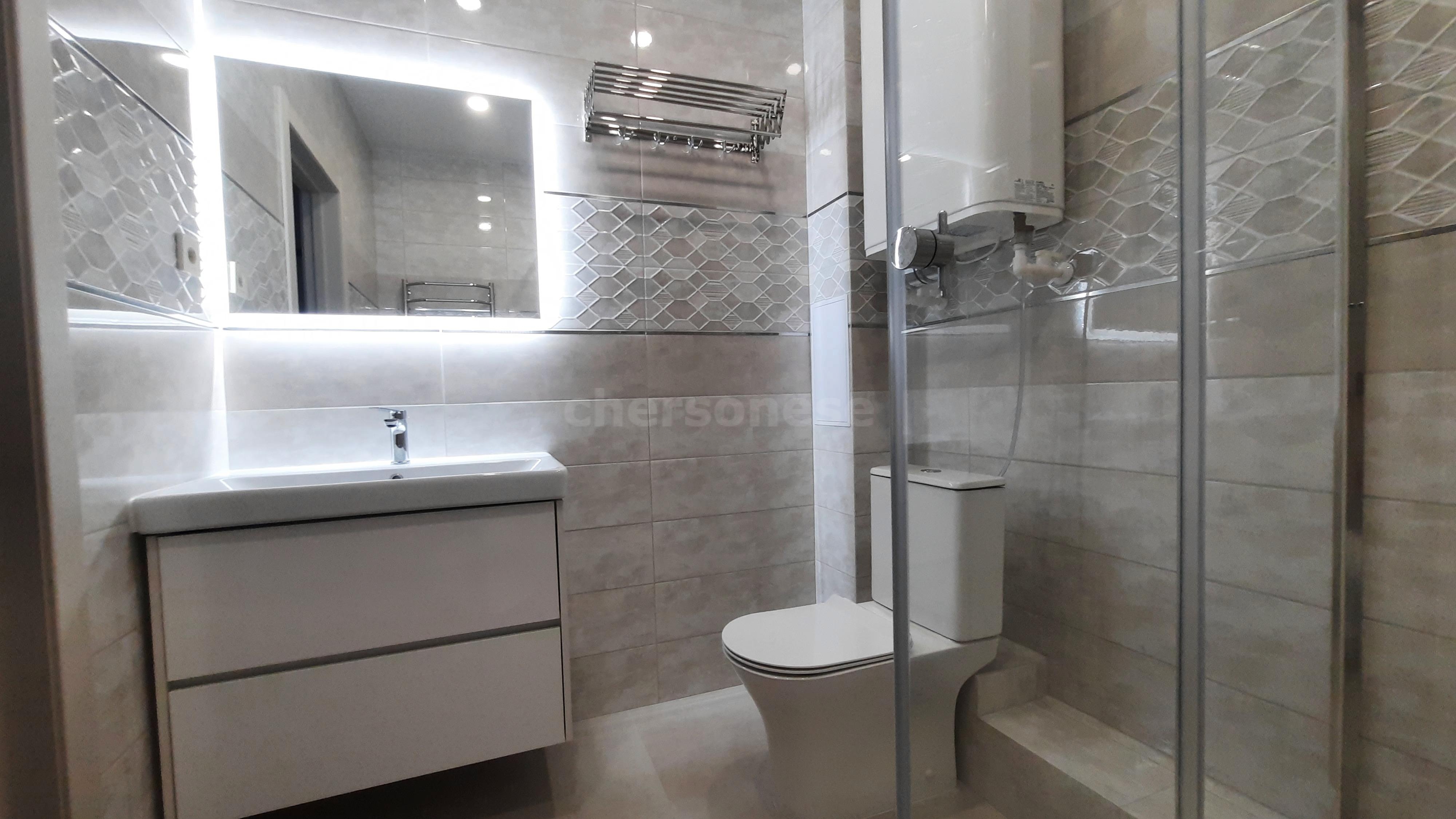 Продажа 2-комнатной квартиры, Севастополь, Токарева улица,  д.18Г