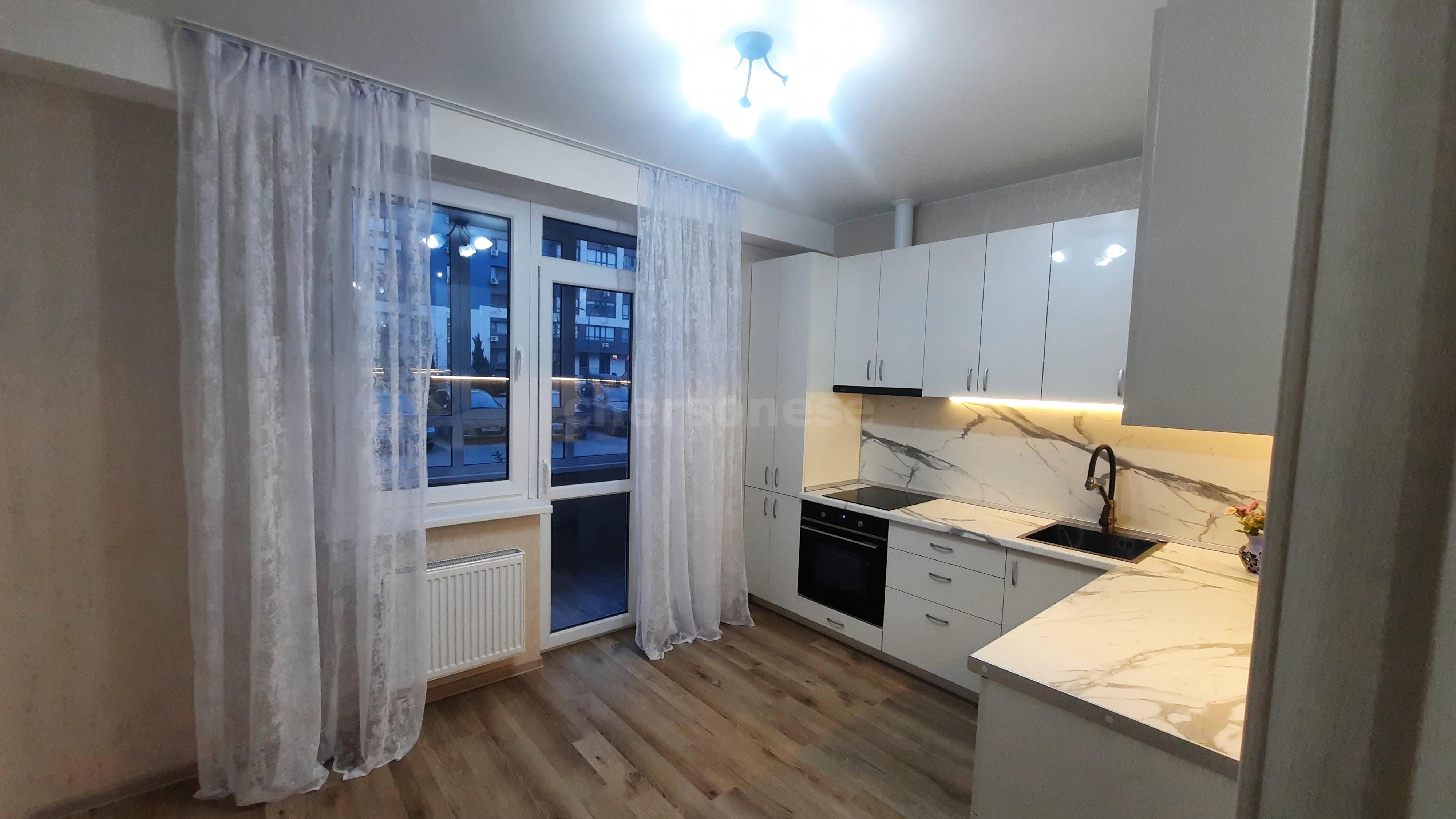 Продажа 2-комнатной квартиры, Севастополь, Токарева улица,  д.18Г