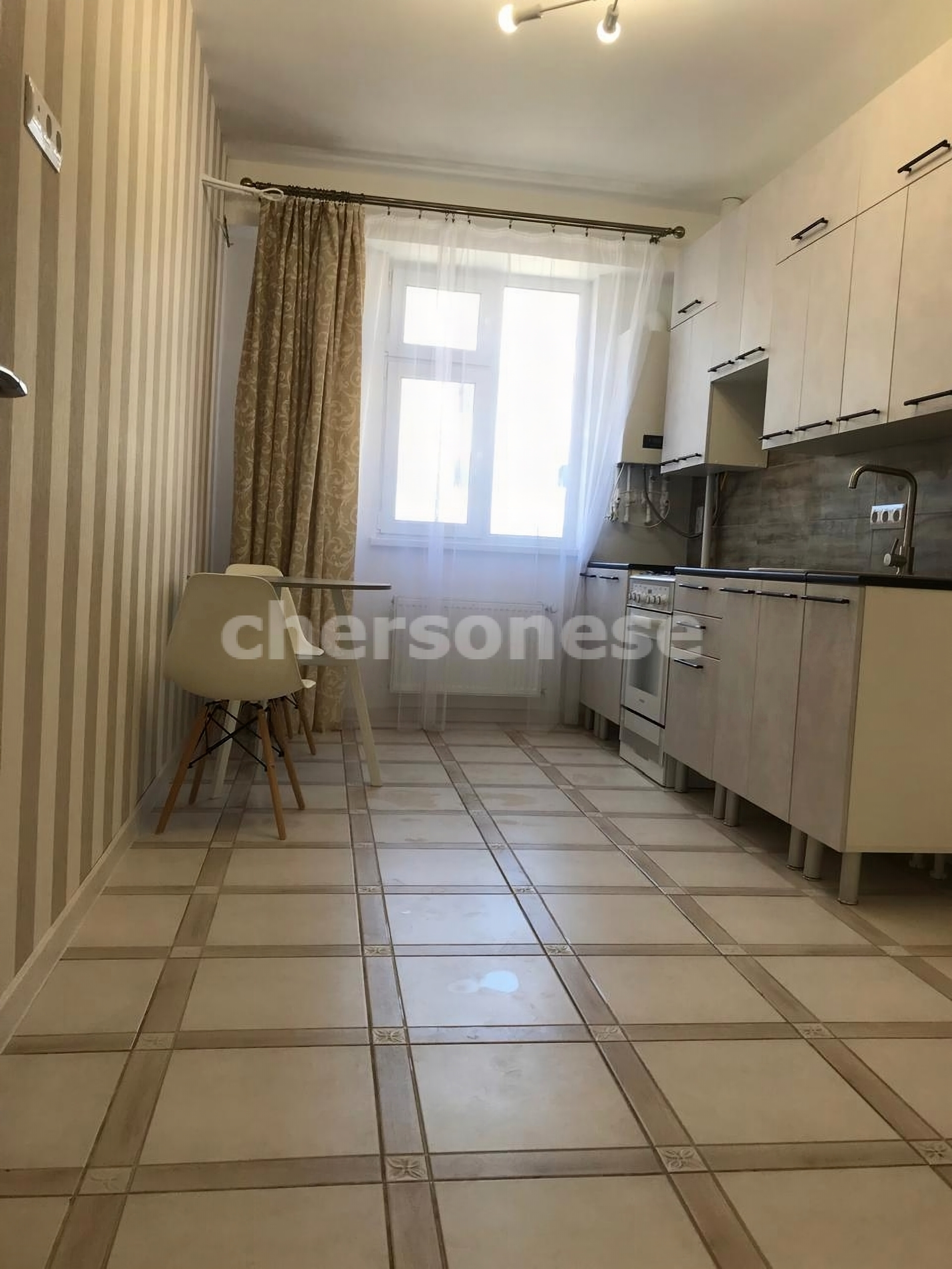 Продажа 2-комнатной квартиры, Севастополь, Павла Корчагина улица,  д.23