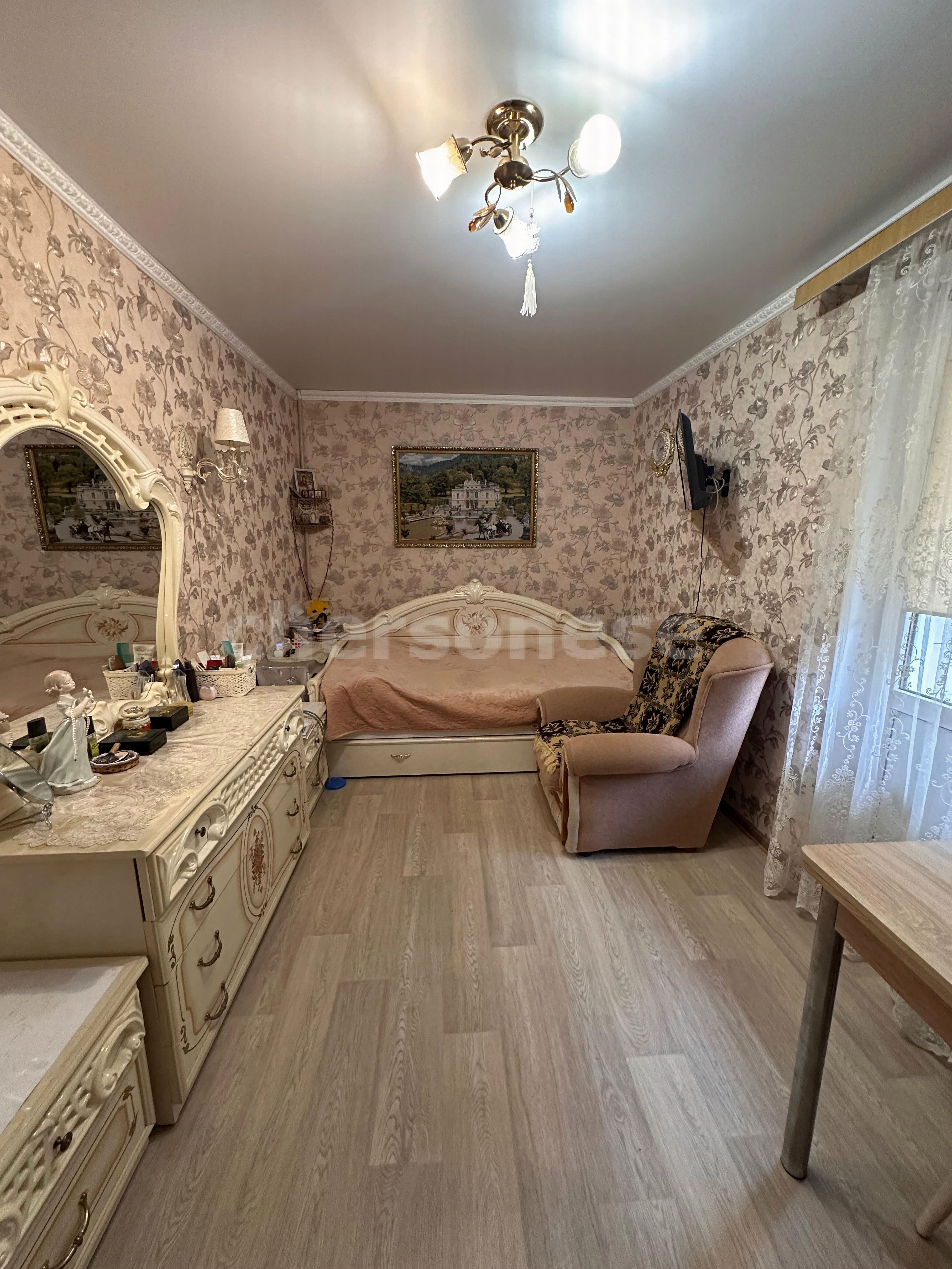 Продажа 2-комнатной квартиры, Севастополь, Серафимовича улица,  д.30