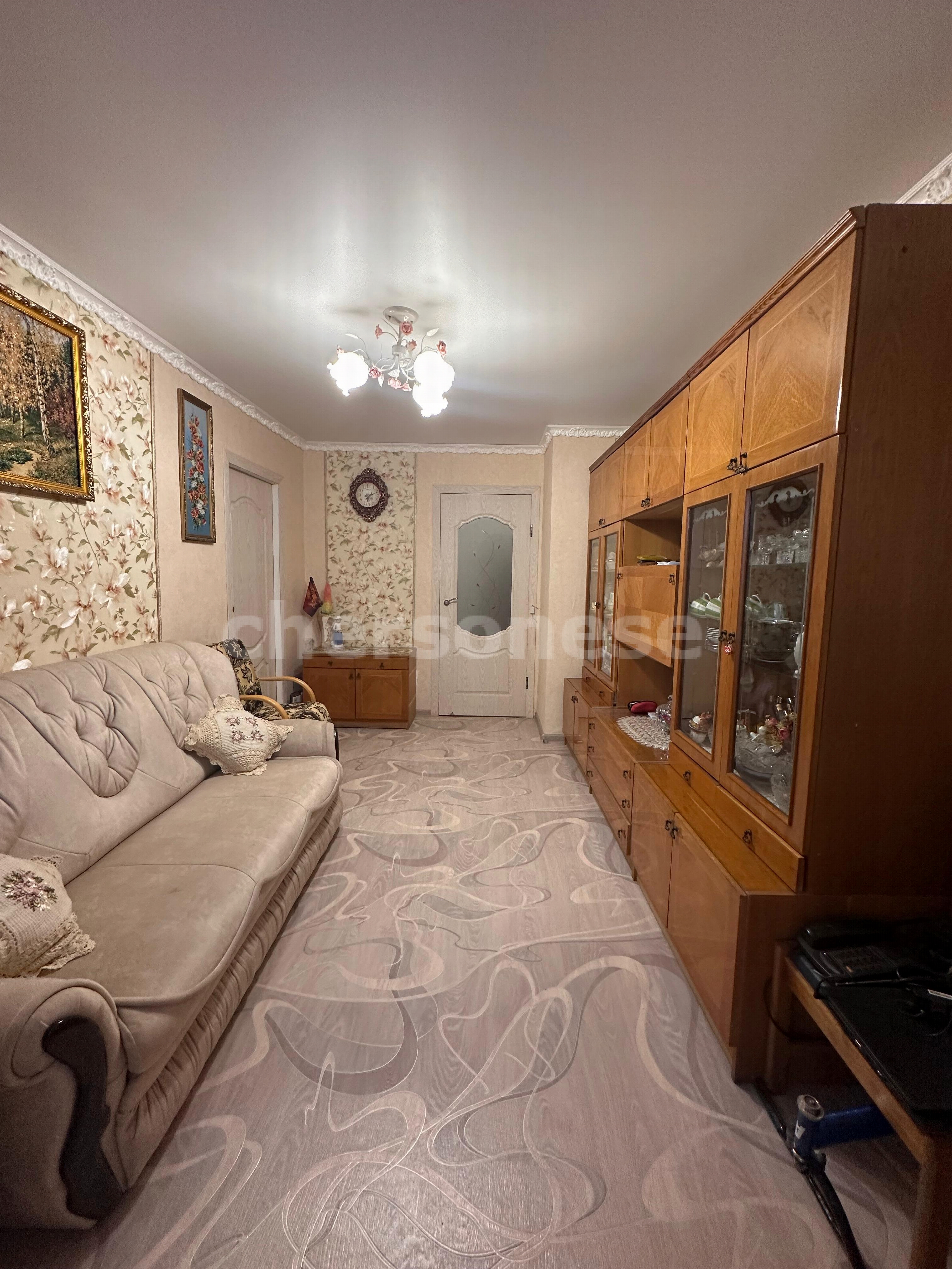 Продажа 2-комнатной квартиры, Севастополь, Серафимовича улица,  д.30