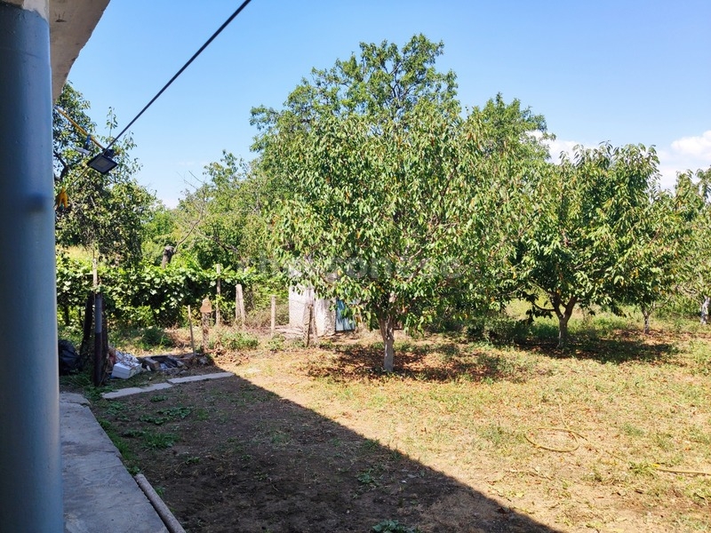 Дом на продажу в Угловом, улица Комарова фото №5
