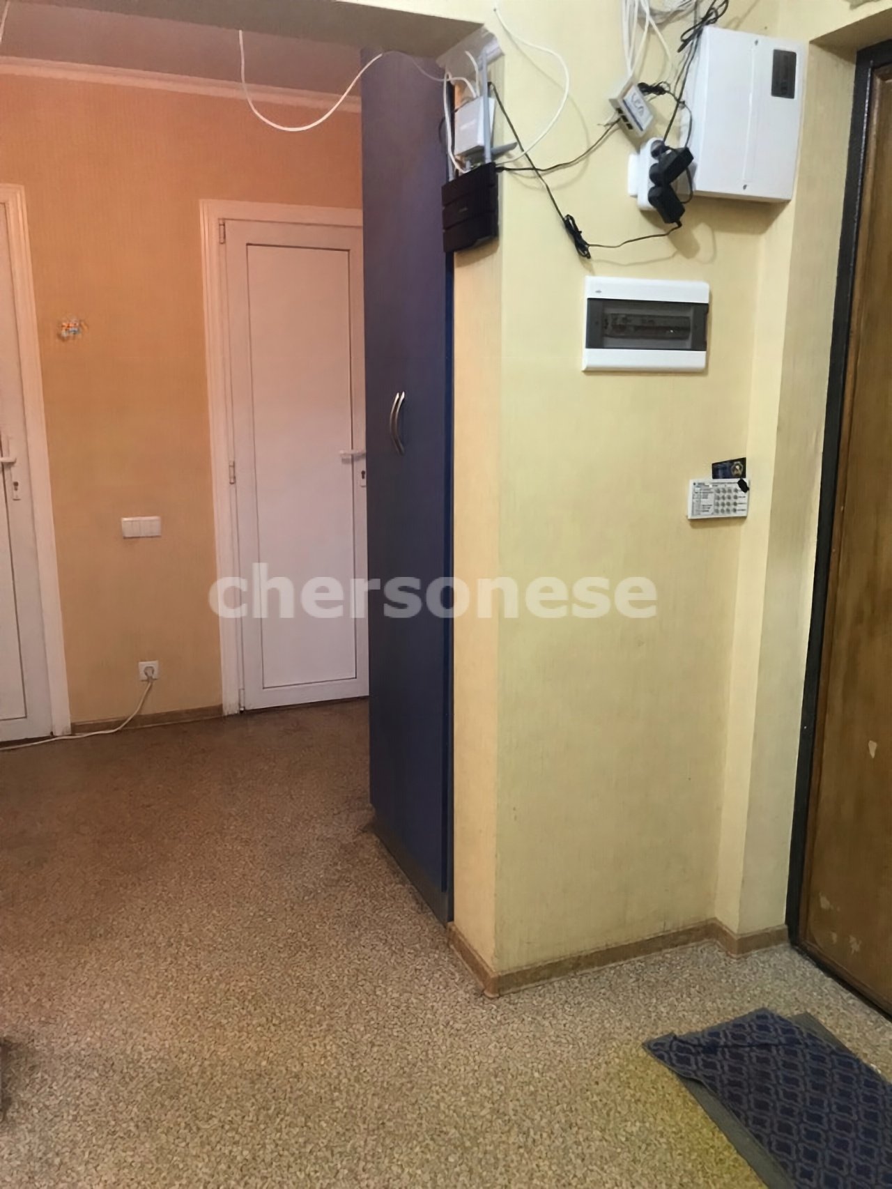 Продажа 3-комнатной квартиры, Севастополь, Колобова улица,  д.21