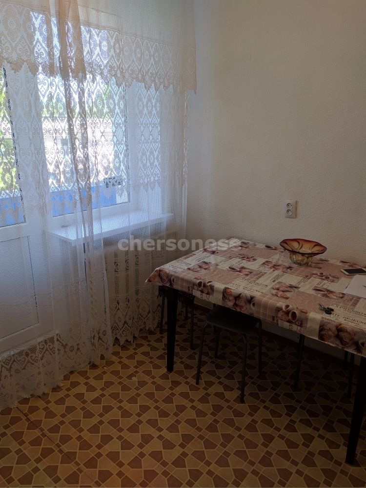 Аренда 3-комнатной квартиры, Севастополь, Строительная улица,  д.47