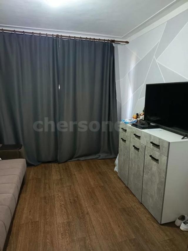 Продажа 2-комнатной квартиры, Севастополь, Генерала Жидилова улица,  д.42