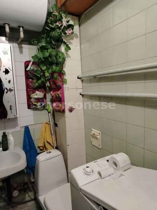 Продажа 2-комнатной квартиры, Севастополь, Победы проспект,  д.84