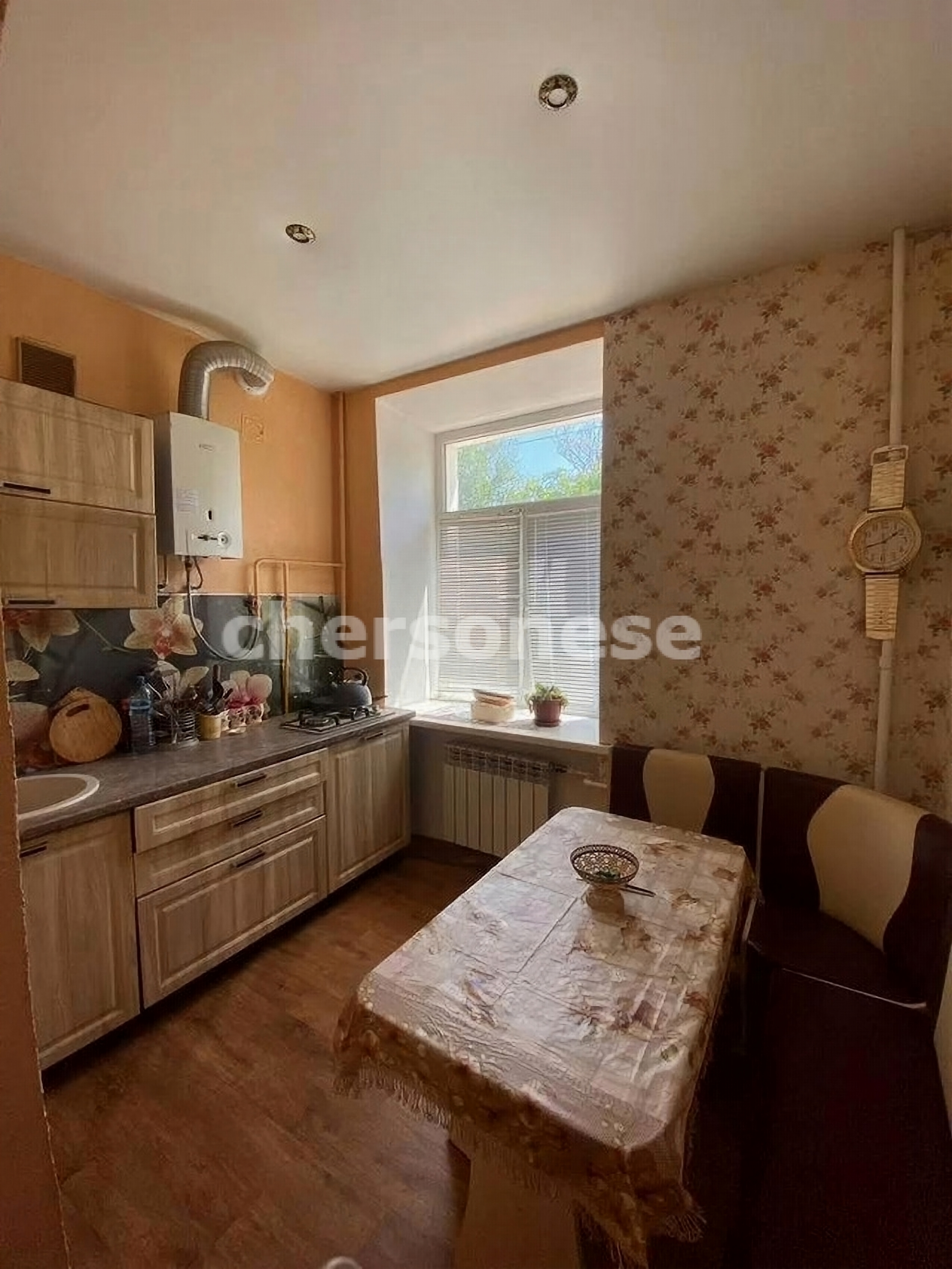 Продажа 2-комнатной квартиры, Севастополь, Надеждинцев улица,  д.5