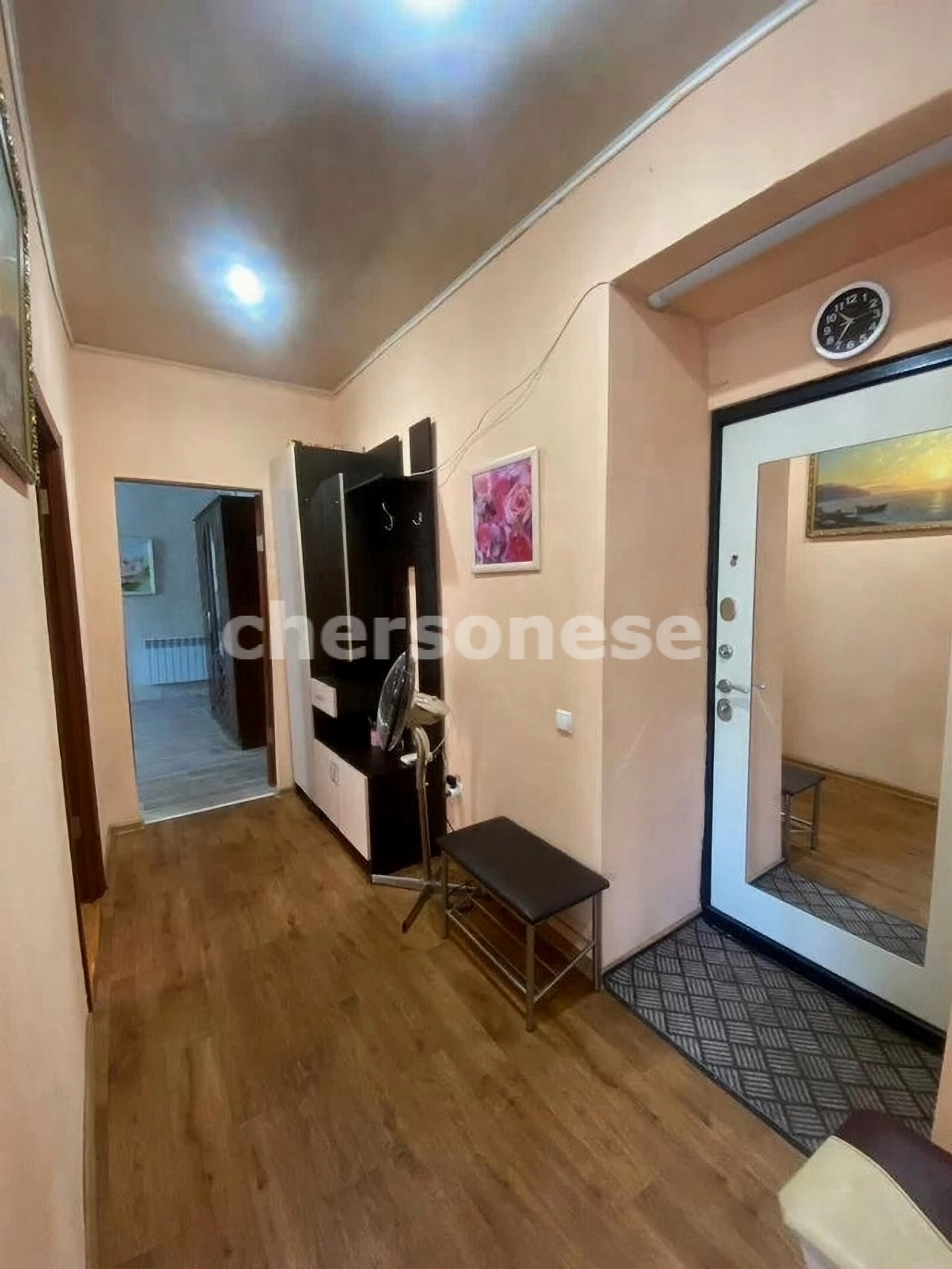 Продажа 2-комнатной квартиры, Севастополь, Надеждинцев улица,  д.5