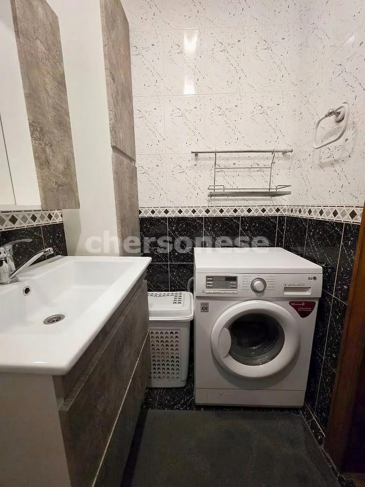 Продажа 3-комнатной квартиры, Севастополь, Генерала Острякова проспект,  д.155А