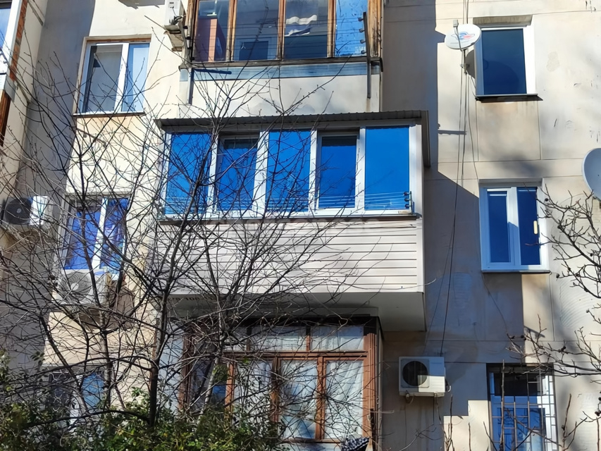 Продажа 2-комнатной квартиры, Севастополь, Маршала Геловани улица,  д.18