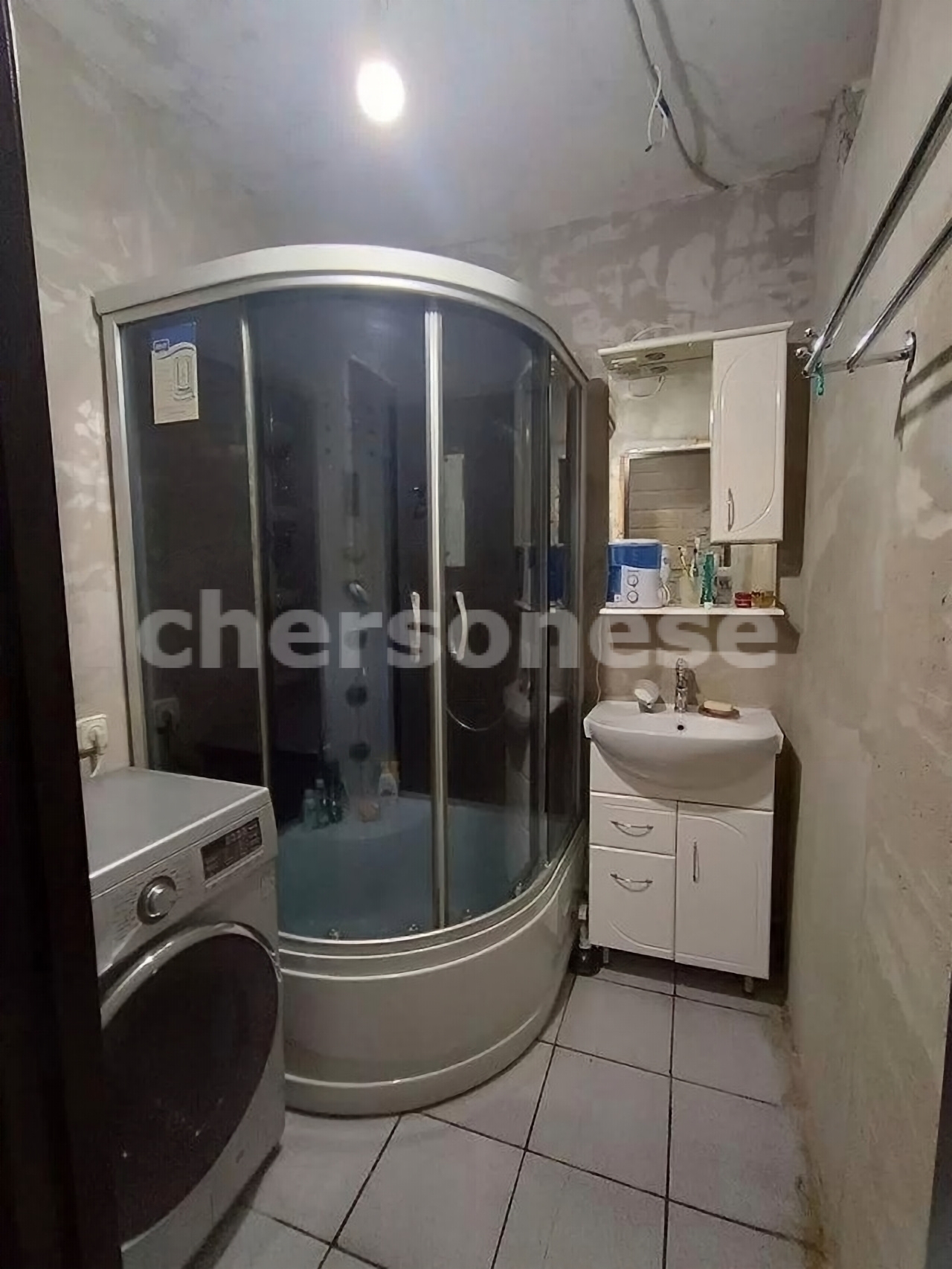 Продажа 2-комнатной квартиры, Севастополь, Симонок улица,  д.53