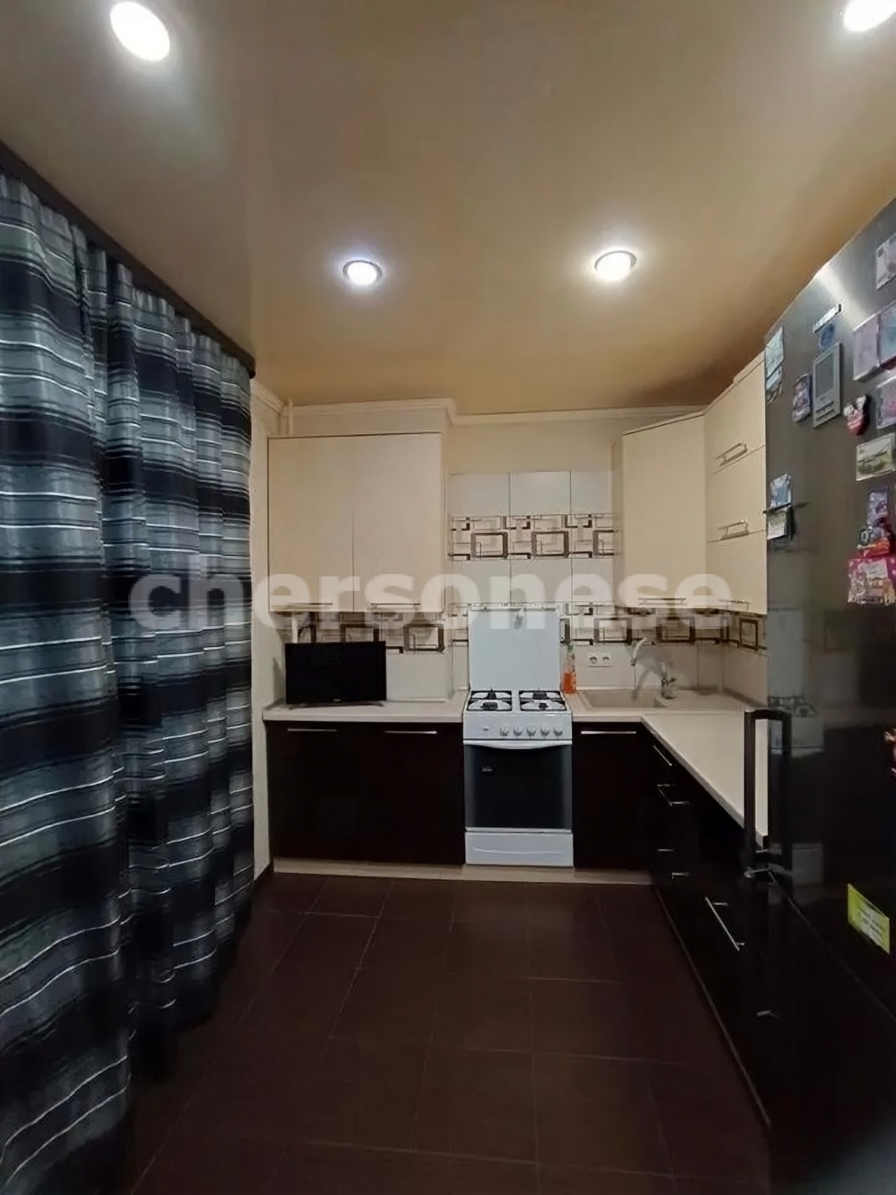 Продажа 2-комнатной квартиры, Севастополь, Симонок улица,  д.53