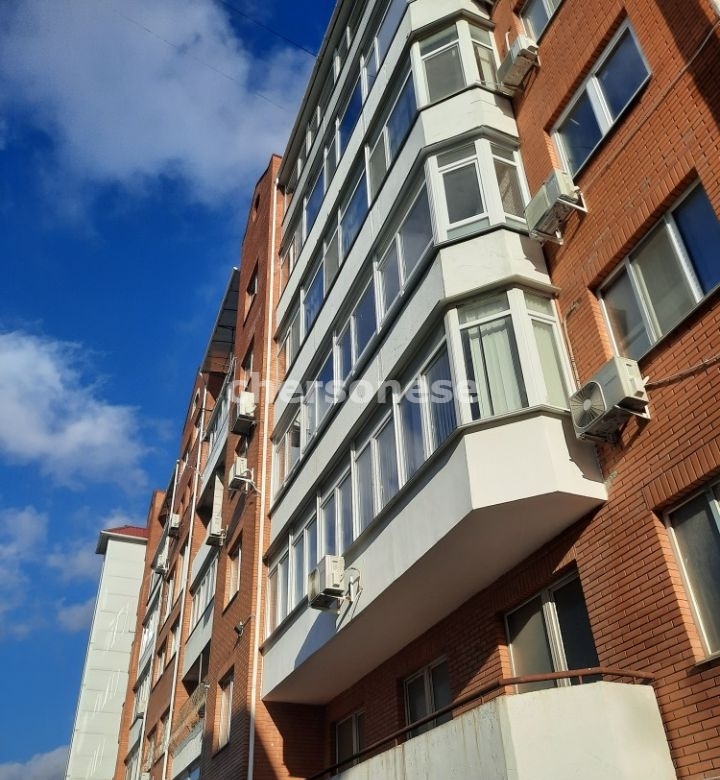 Квартира на продажу в Севастополе, Коммунистическая улица, д.4А фото №1