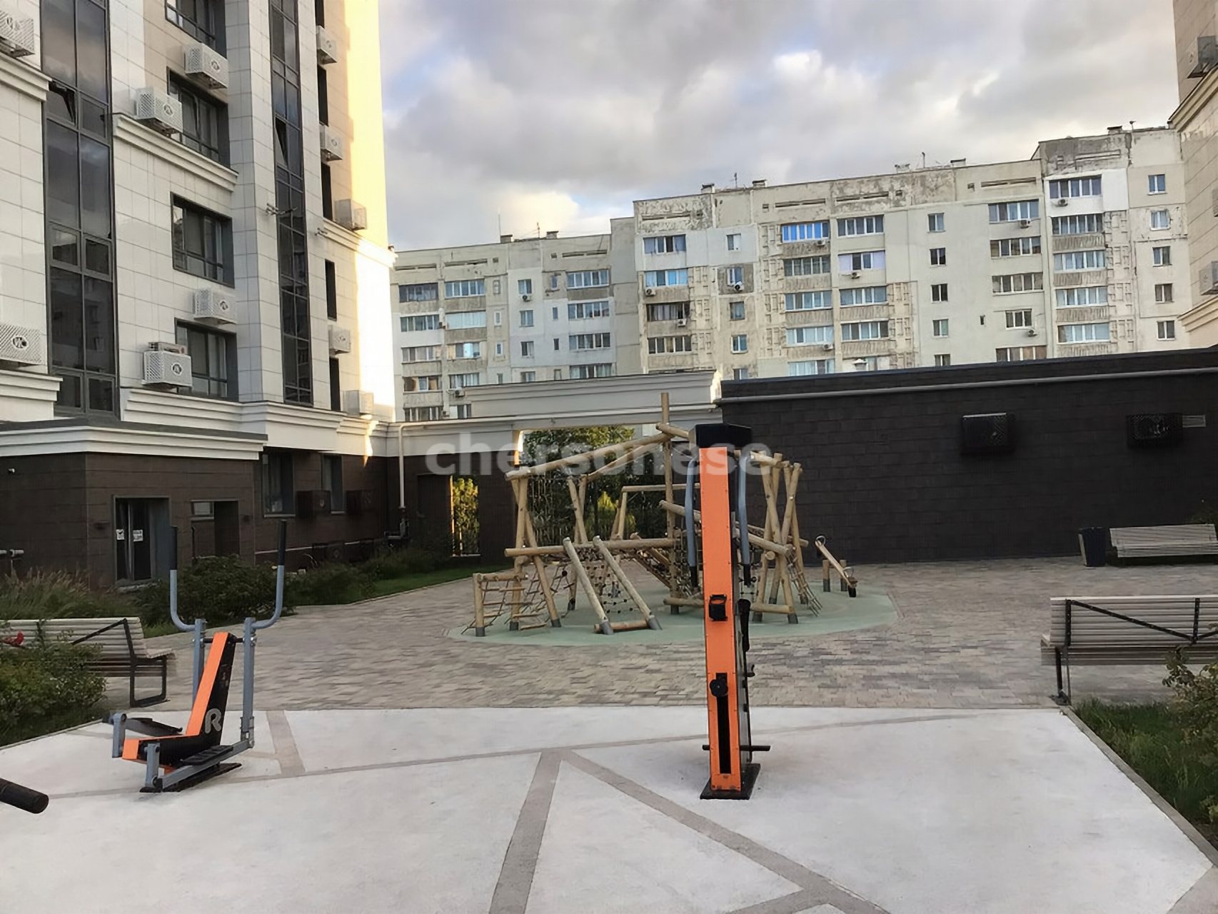 Продажа 3-комнатной квартиры, Севастополь, Адмирала Фадеева улица,  д.46Б