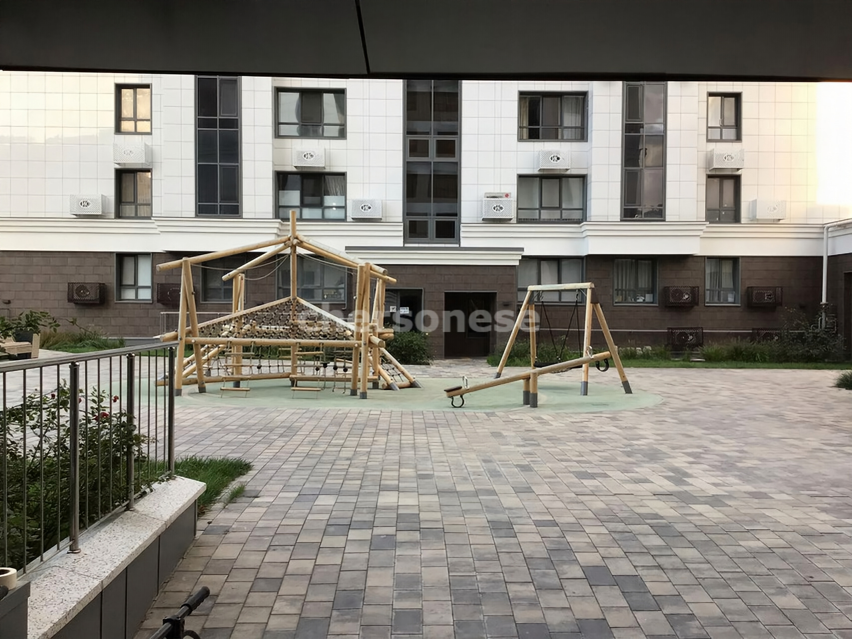 Продажа 3-комнатной квартиры, Севастополь, Адмирала Фадеева улица,  д.46Б