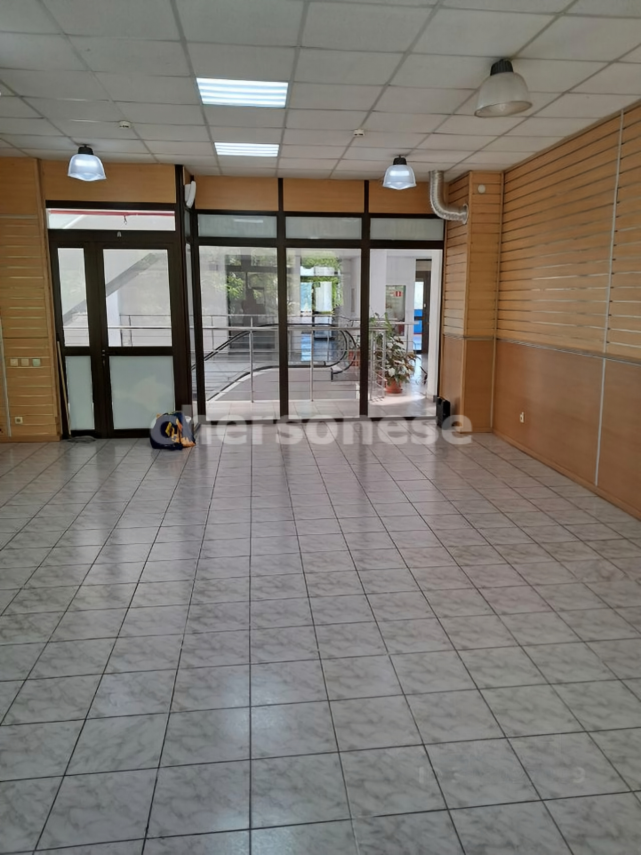 Продажа коммерческой недвижимости, 47м <sup>2</sup>, Севастополь, Очаковцев улица,  д.19